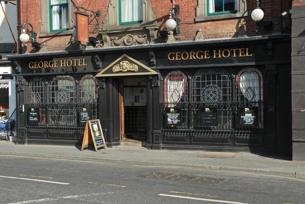 The George Hotel 휫비 외부 사진