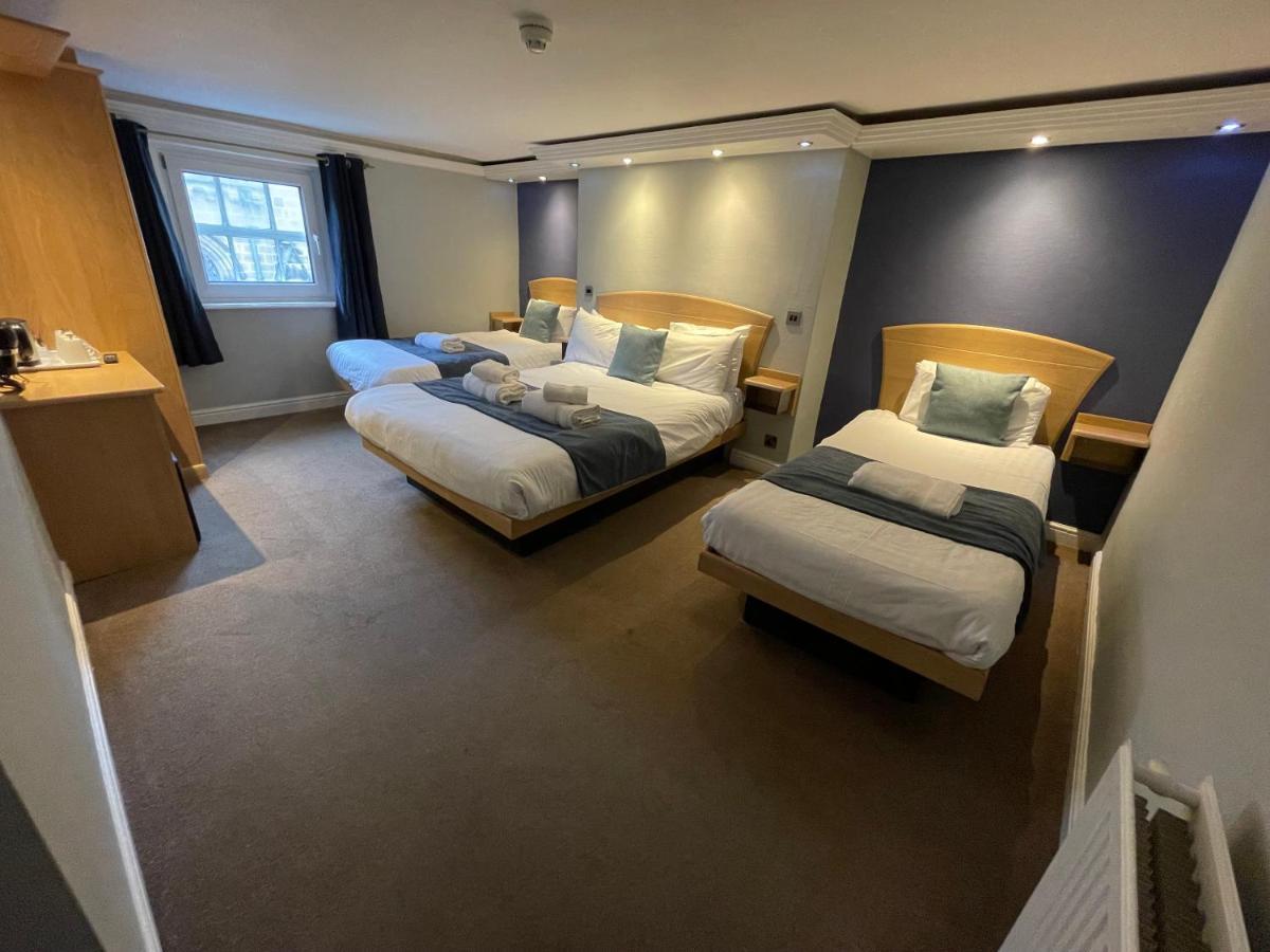 The George Hotel 휫비 외부 사진