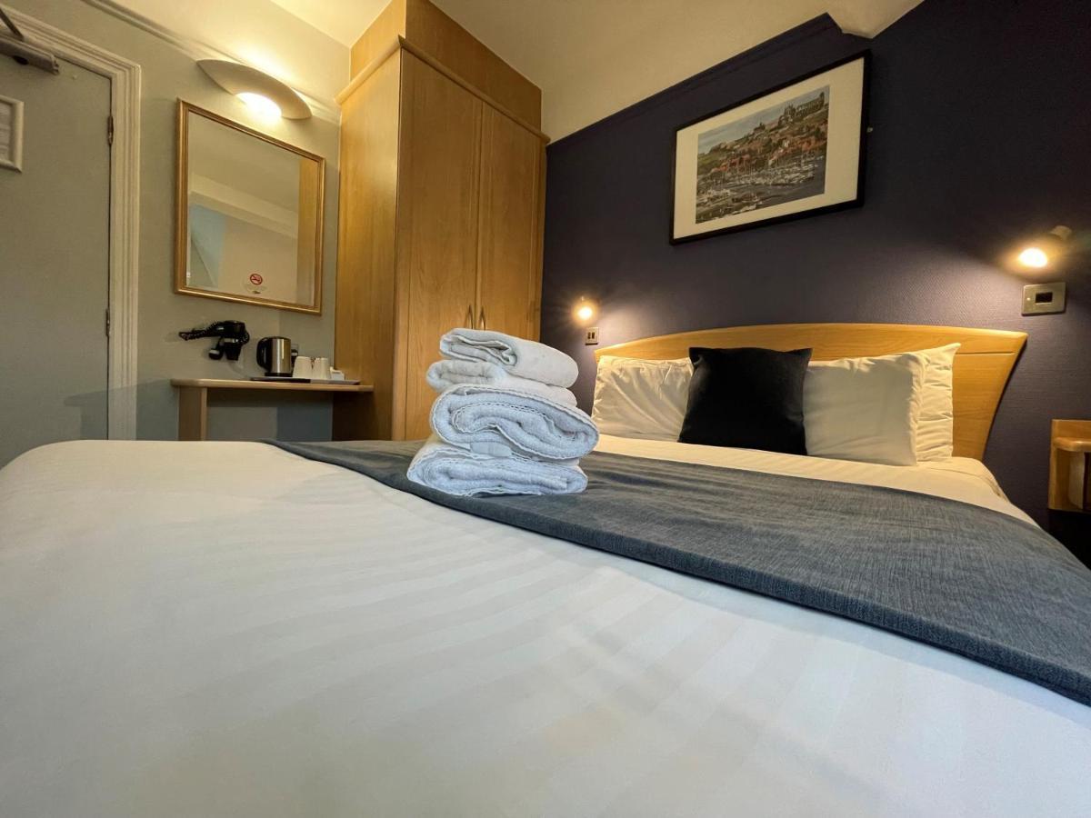 The George Hotel 휫비 외부 사진