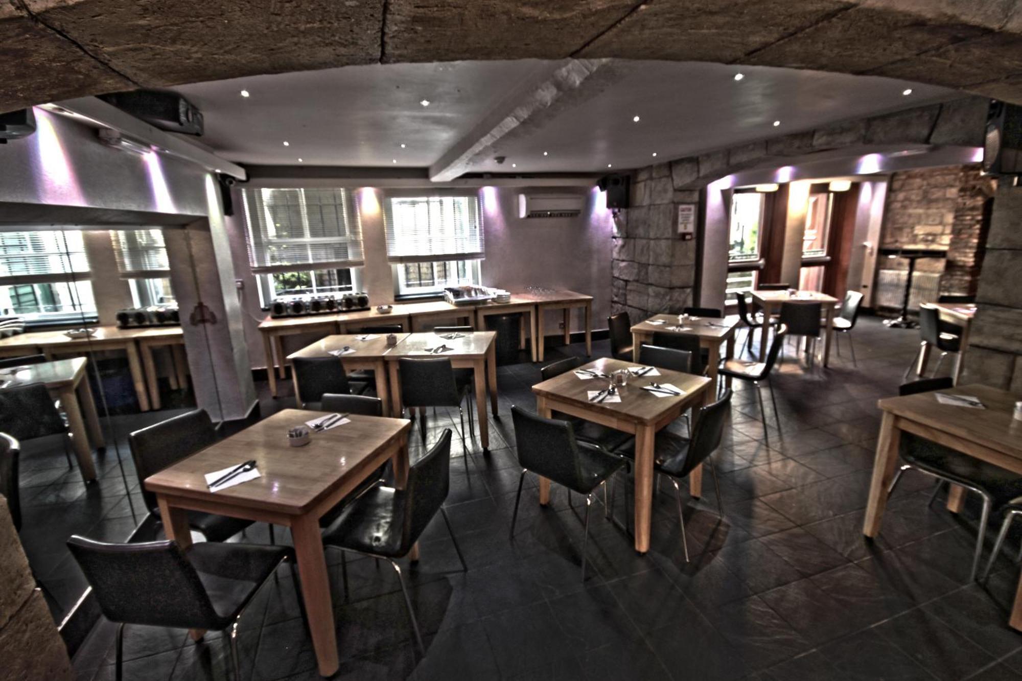 The George Hotel 휫비 외부 사진